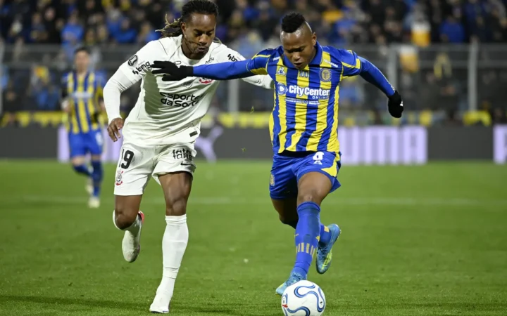 Corinthians mostra união após caso Memphis e fica confiante por vaga
