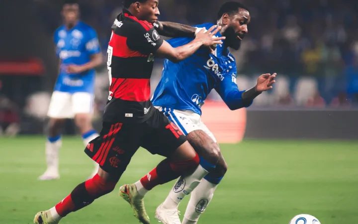 Cruzeiro e Flamengo empatam em 1 a 1 na ida das oitavas da Libertadores