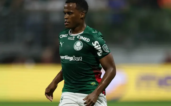 Jhon Arias enfrenta ex‑clube no Maracanã pela 23ª rodada