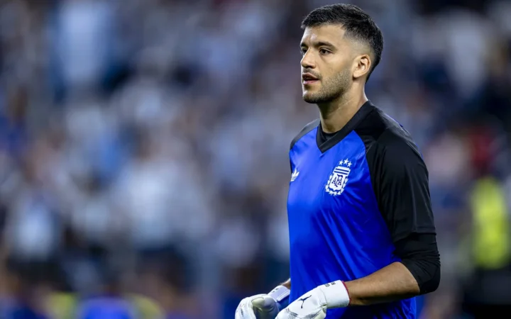 Manchester City contrata goleiro Rulli