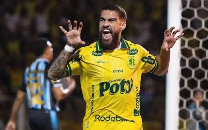 Mirassol recebe LDU nas oitavas da Libertadores: onde assistir e escalações