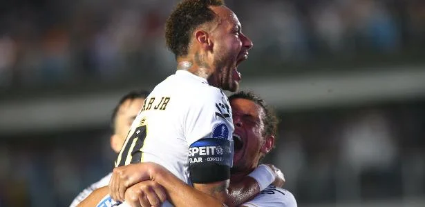 Neymar pede mais apoio da torcida na Vila após vitória sobre o Macará