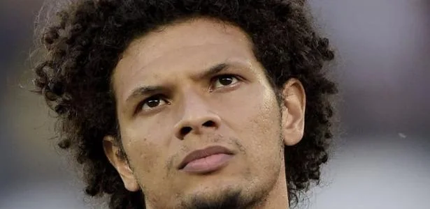 Santos enfrenta Macará com Neymar