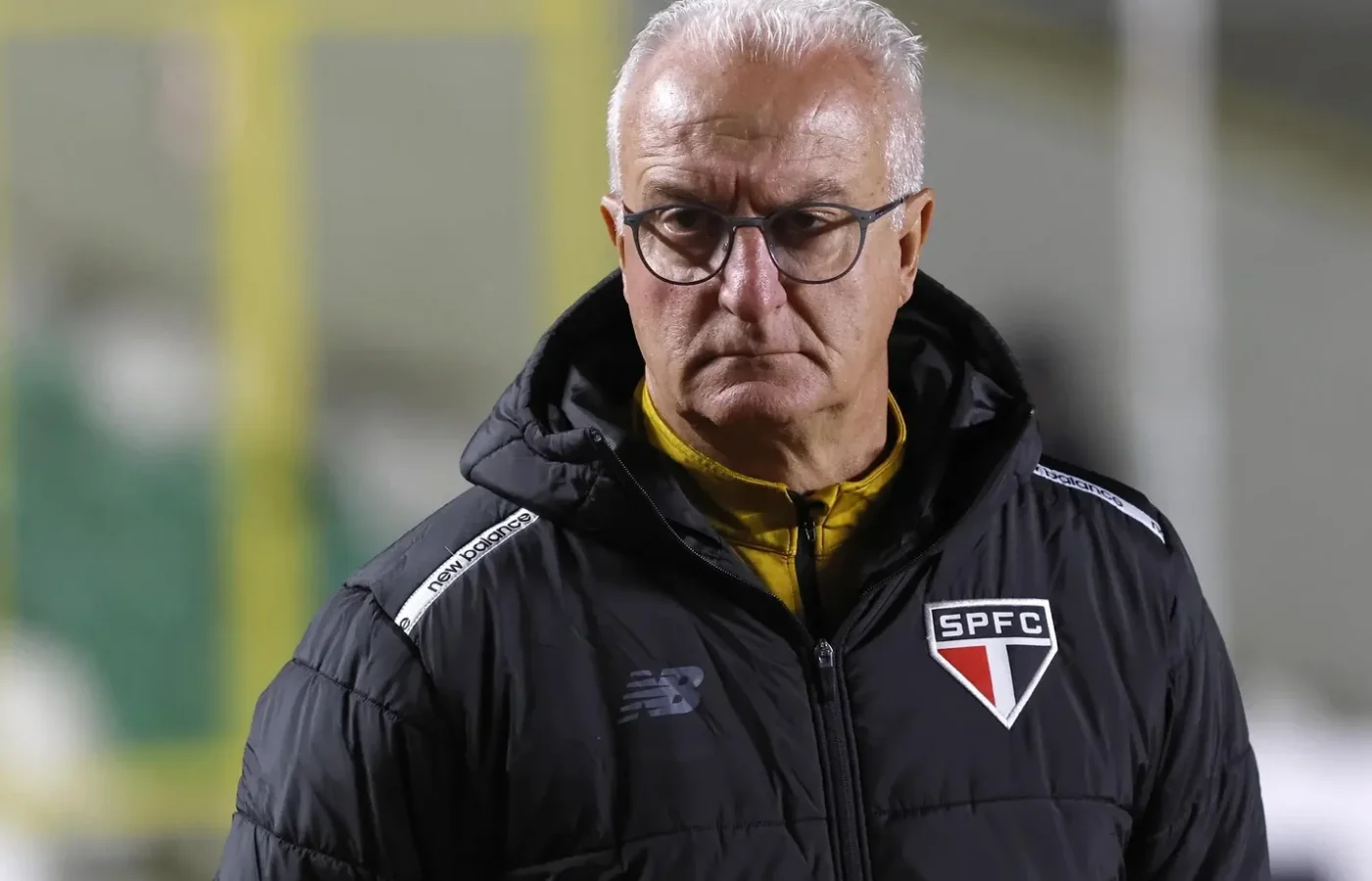 São Paulo retorna ao Morumbis contra o Coritiba e busca reação