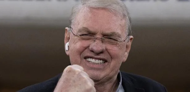 Stabile afirma que Corinthians seguirá com Memphis por mais dois anos